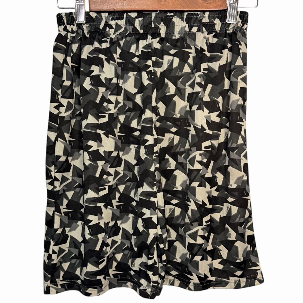 Victory Athletic Shorts Boys 10/12 Black Gray Geometric Camouflage Athleisure